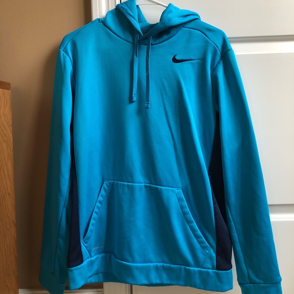 Nike Men’s Therma-Fit Hoodie